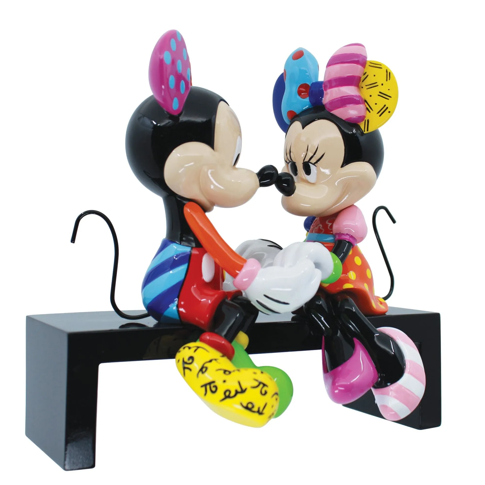 Enesco Gift Figurines | DSBRT Mickey & Minnie Love Fig