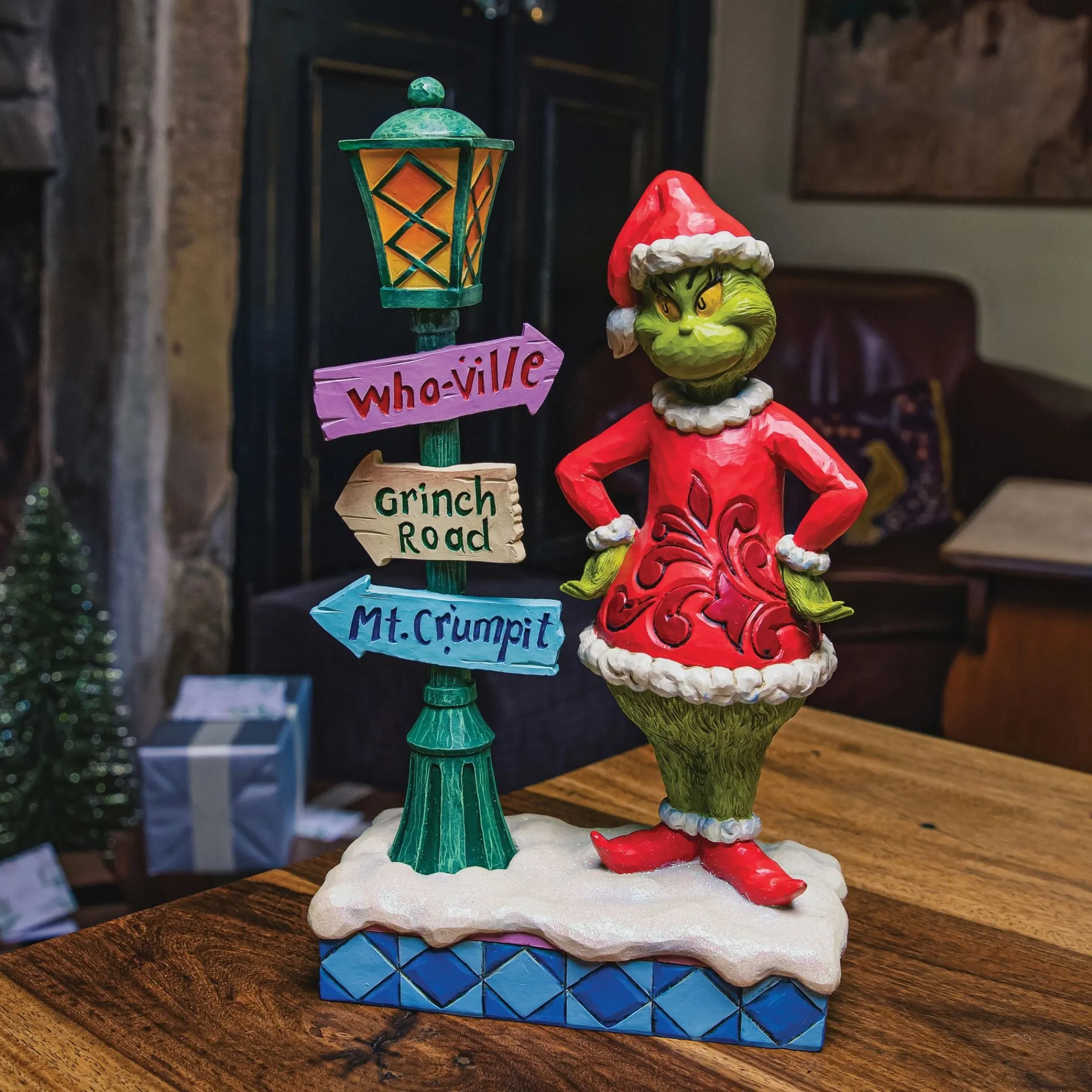 Enesco Gift Figurines | Santas | Grinch by Lit Lamppost