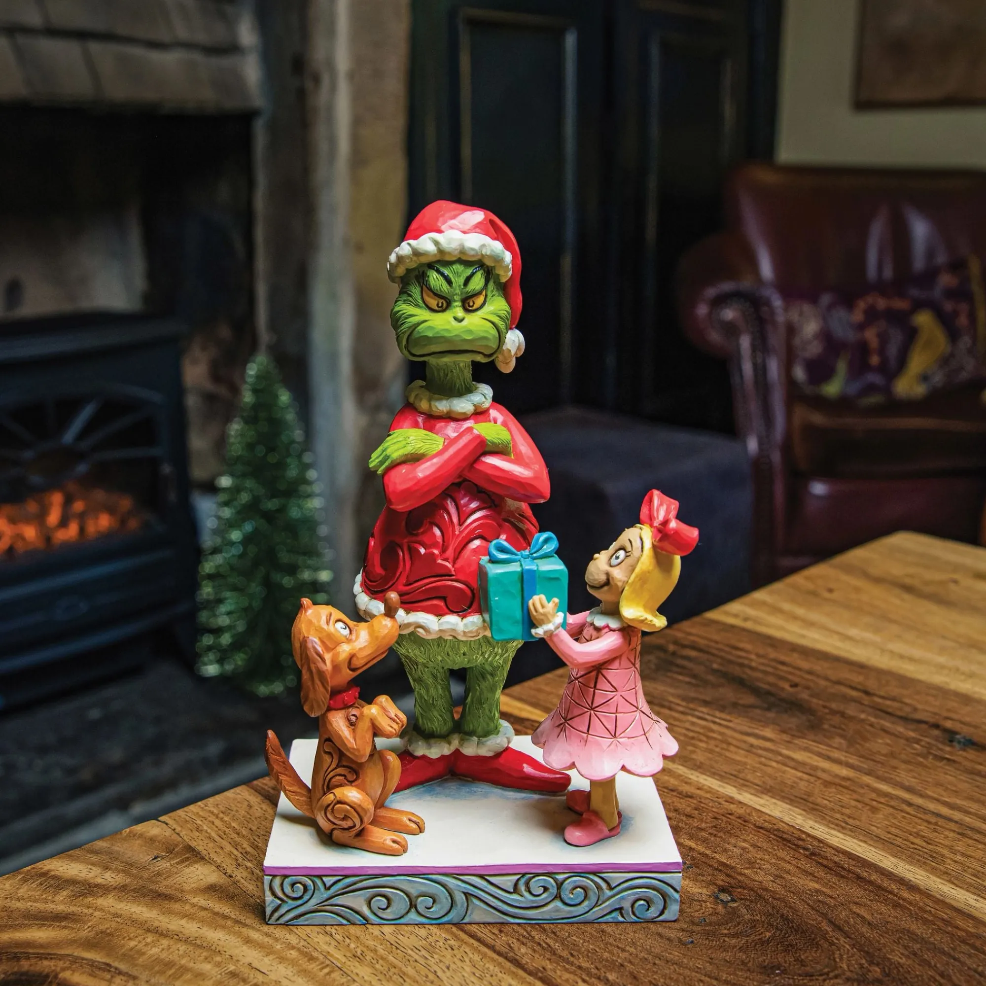 Enesco Gift Figurines | Max,Cindy Giving Gift toGrinch